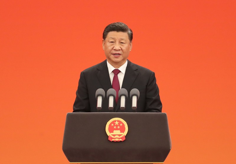 習近平向國家勛章和國家榮譽稱號獲得者頒授勛章獎章并發(fā)表重要講話