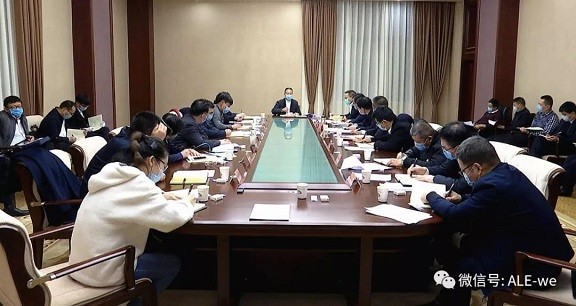 盧躍東主持召開師市疫情防控工作指揮部工作例會