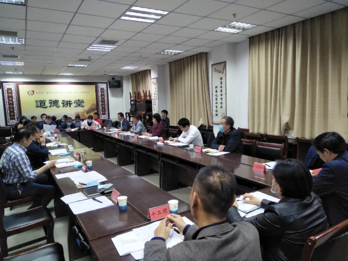 師市創(chuàng)城辦召開 “奮戰(zhàn)30天 闖過(guò)第一關(guān)”匯報(bào)會(huì)