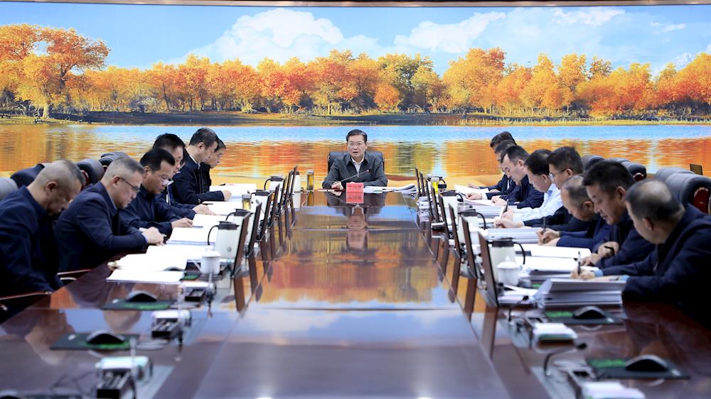 十二屆師市黨委常委會召開會議 傳達學習貫徹習近平總書記重要講話重要指示重要致信精神