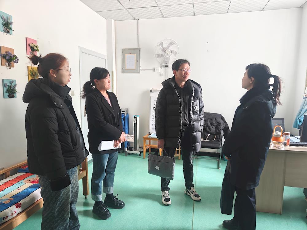 多部門協(xié)同開展校園衛(wèi)生督導 筑牢師生健康屏障  