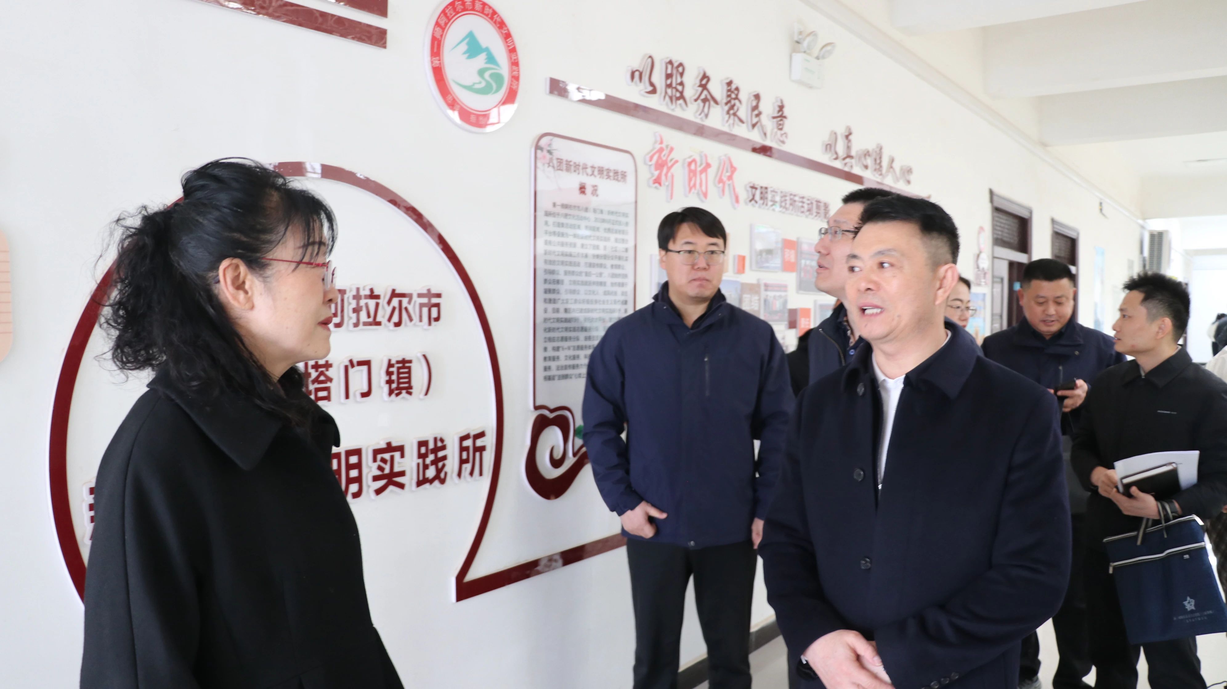 師市黨委常委、副政委、宣傳部長(zhǎng)馬榮華來八團(tuán)調(diào)研指導(dǎo)工作