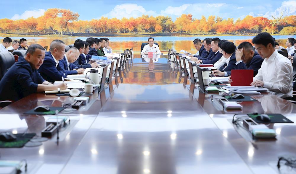 十二屆師市黨委常委會召開會議 傳達學(xué)習(xí)習(xí)近平總書記近期重要講話重要指示精神