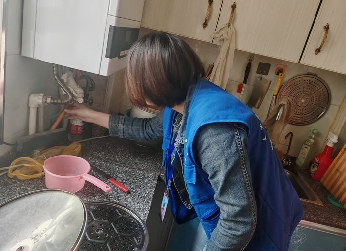 擰緊燃?xì)狻鞍踩y” 隱患清零護(hù)民生